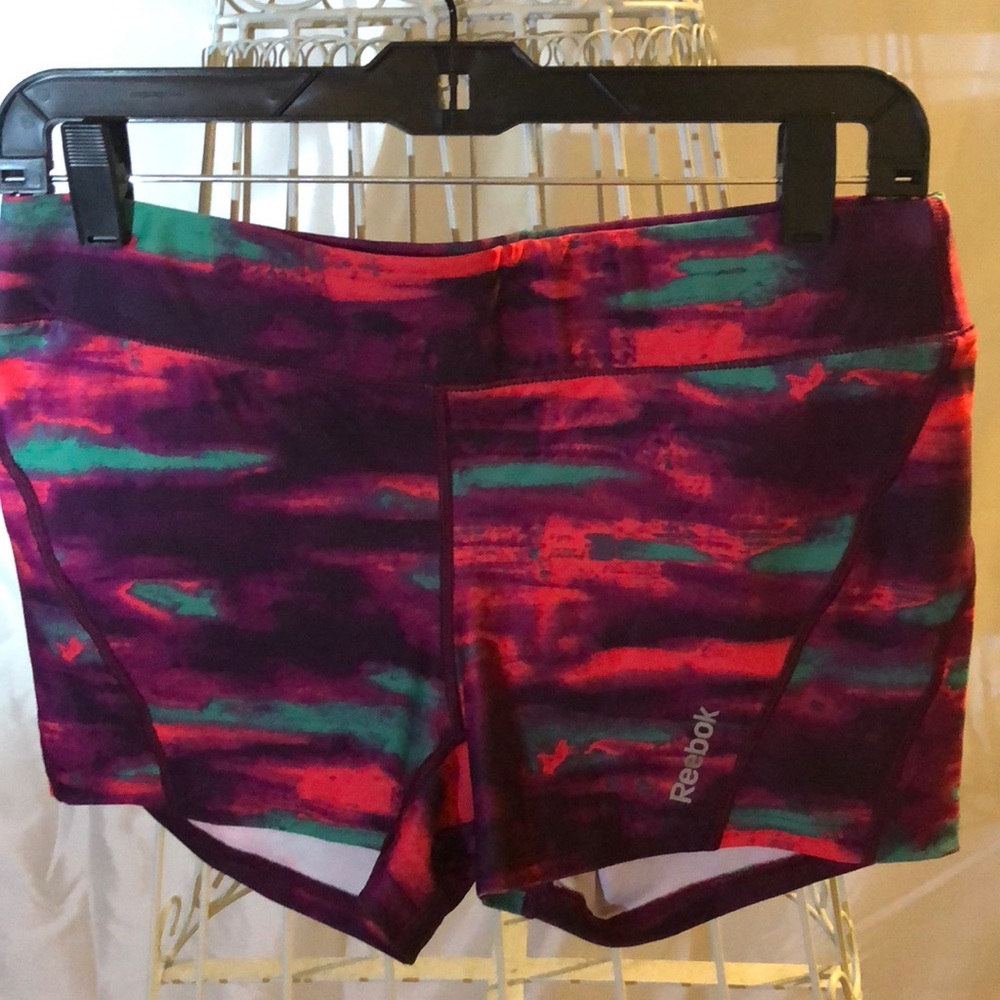 Redbox tight short